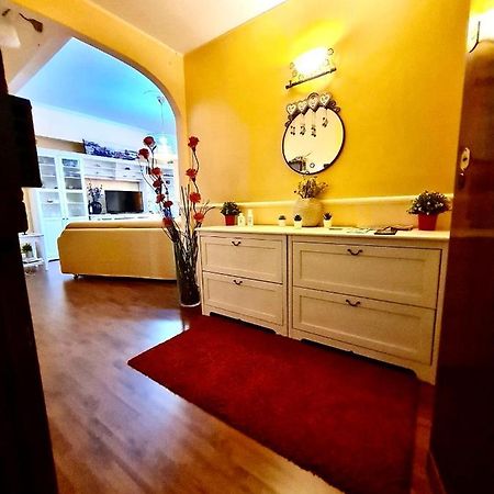 La Maison Blanche كاتانيا المظهر الخارجي الصورة