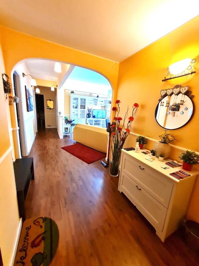 La Maison Blanche كاتانيا المظهر الخارجي الصورة