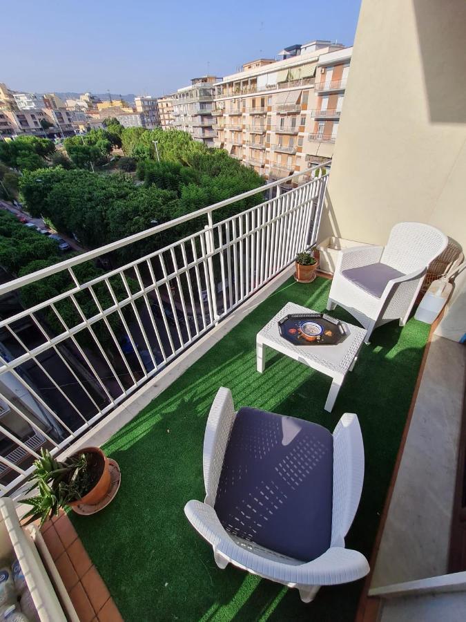 La Maison Blanche كاتانيا المظهر الخارجي الصورة