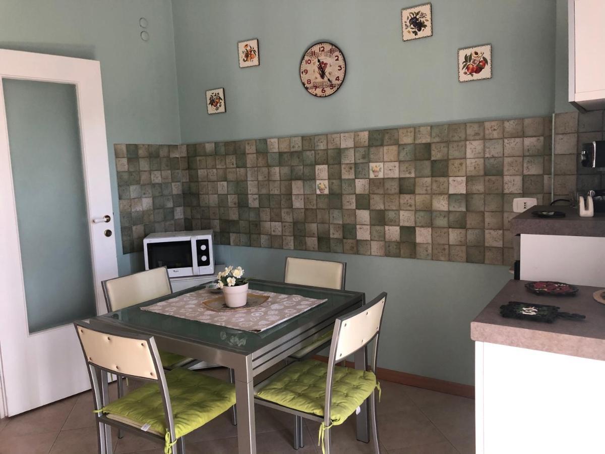 La Maison Blanche كاتانيا المظهر الخارجي الصورة